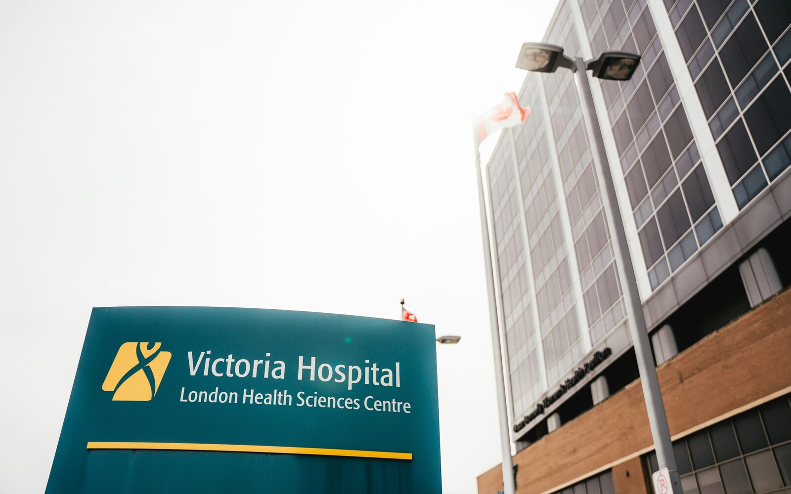 Modern medical office building with illuminated monument sign