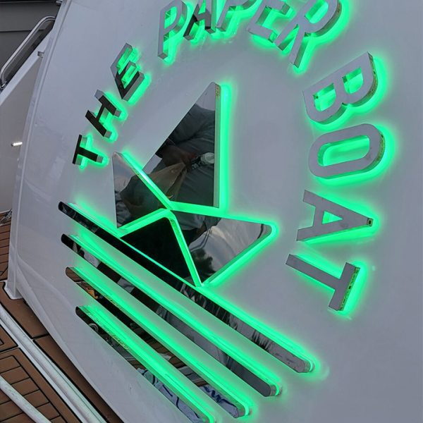 Mirror Finish Back Lit Channel Letters with Green LED for Outside of Boat